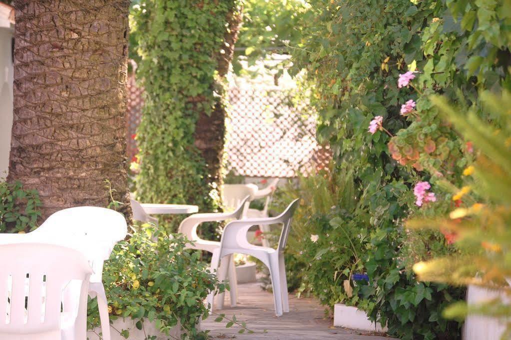 Hotel California Nerja Exterior foto